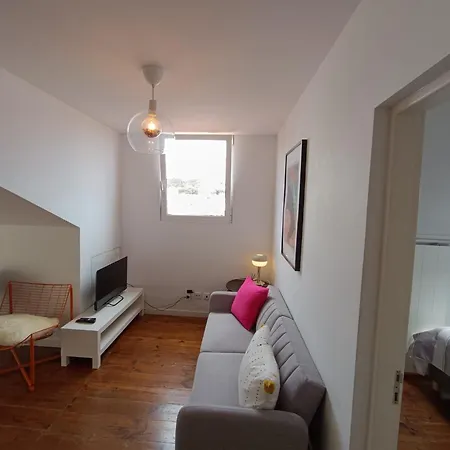 And River Views Apartman