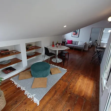 And River Views Apartman *