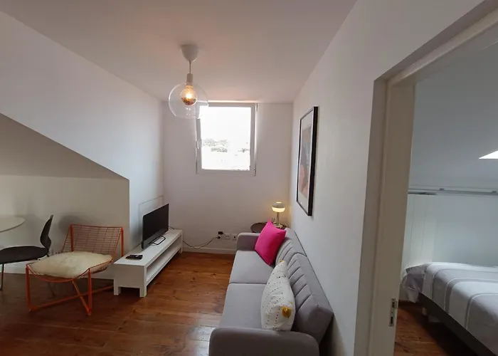 And River Views Apartman