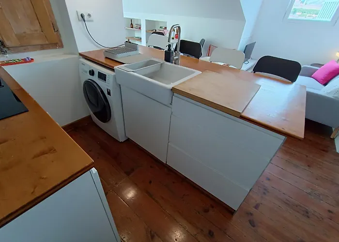 Apartman And River Views *
